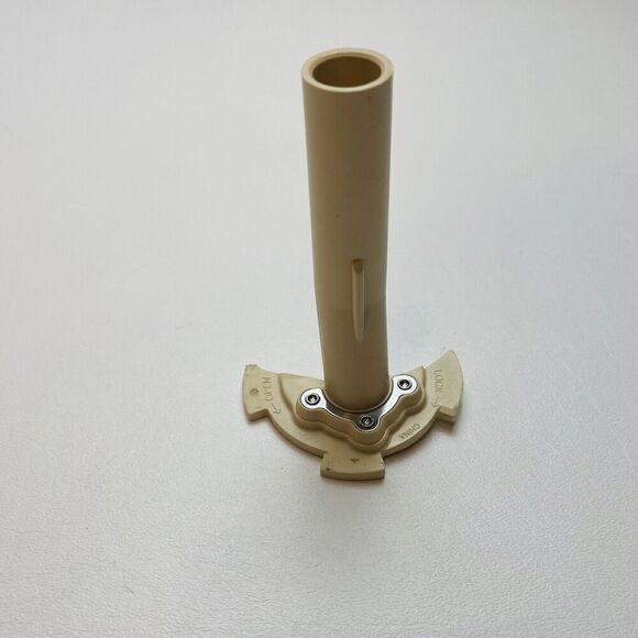 Cuisinart Pro Custom 11 Replacement Stem Part For Shredder Slicer Discs DLC - Picture 1 of 3